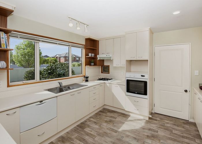  at 2 Bayliss Close, Northwood, Christchurch