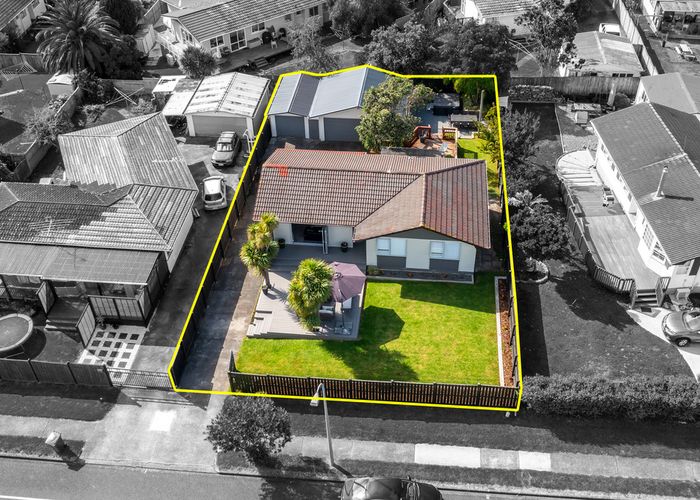  at 128 Pigeon Mountain Road, Half Moon Bay, Auckland