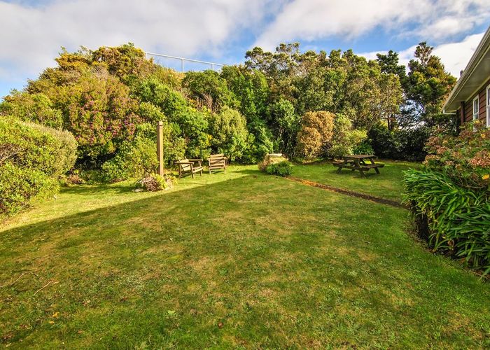  at 31 Cheyne Walk, Newlands, Wellington
