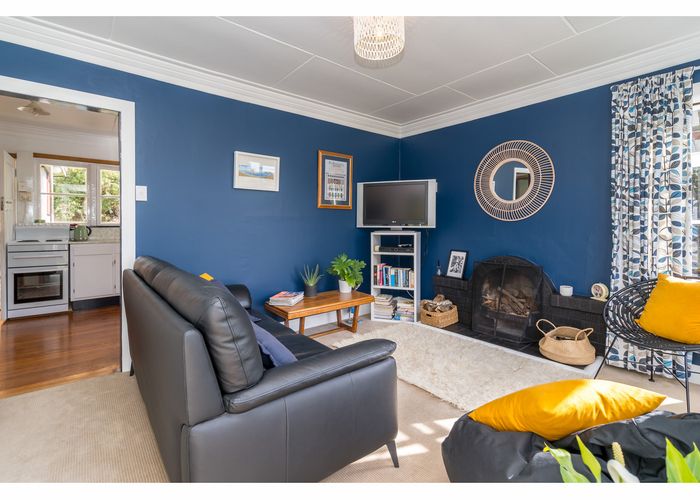  at 17 Mihiwaka Road, Long Beach, Port Chalmers