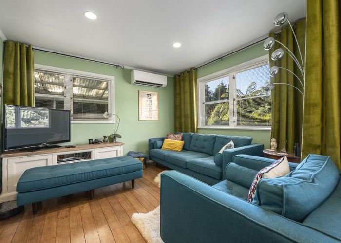  at 82 Wyndham Road, Pinehaven, Upper Hutt