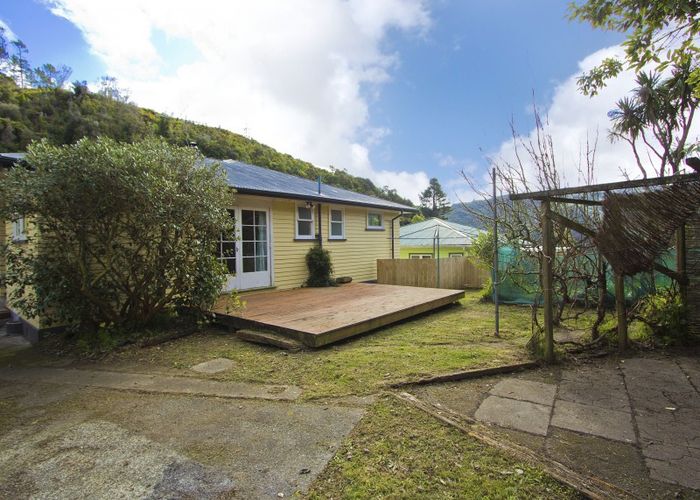  at 25 Sunny Grove, Wainuiomata, Lower Hutt