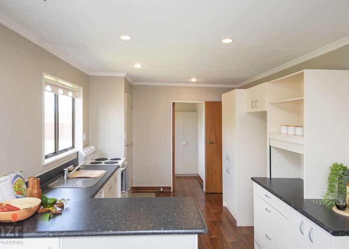  at 37 Humphries Place, Awapuni, Palmerston North