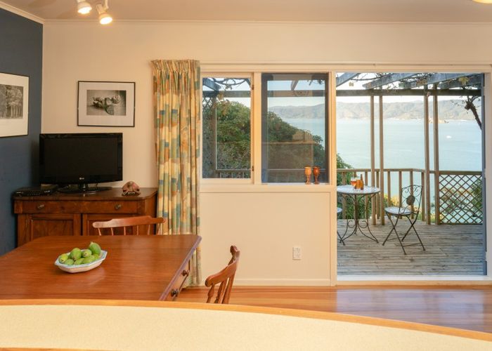  at 34 Fortification Road, Karaka Bays, Wellington