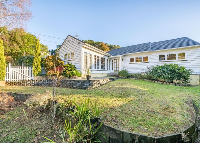  at 86 Pinehaven Road, Pinehaven, Upper Hutt