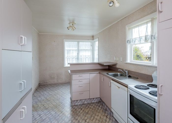  at 9 Norfolk Street, Levin, Levin