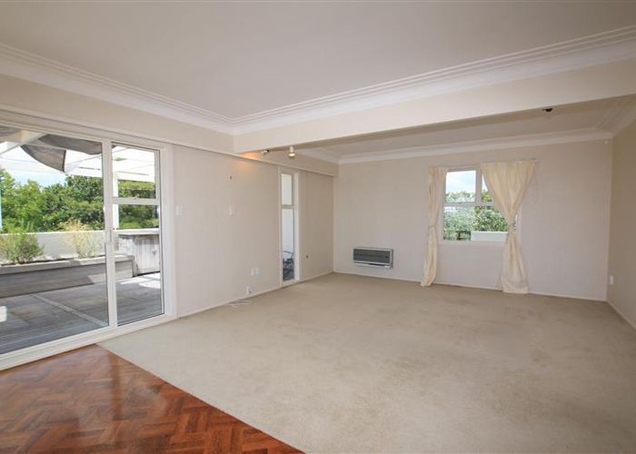  at 10/21 Clifton Road, Hauraki, Auckland