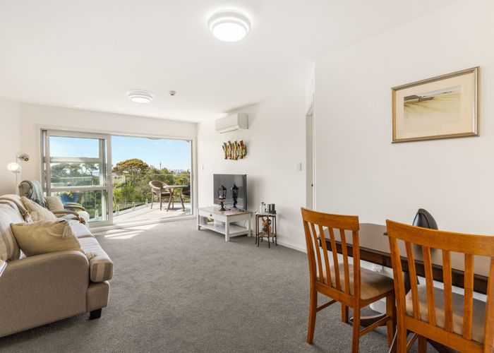  at 6/270 Onewa Road, Birkenhead, Auckland
