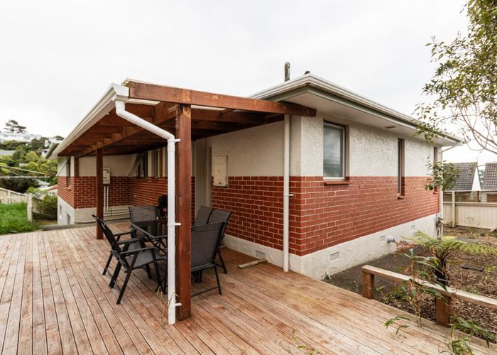  at 1 Paddington Grove, Karori, Wellington, Wellington