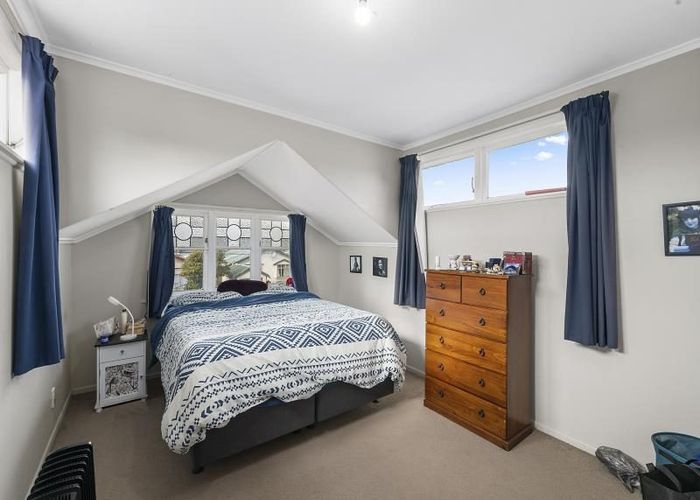  at 35 Plunket Avenue, Petone, Lower Hutt