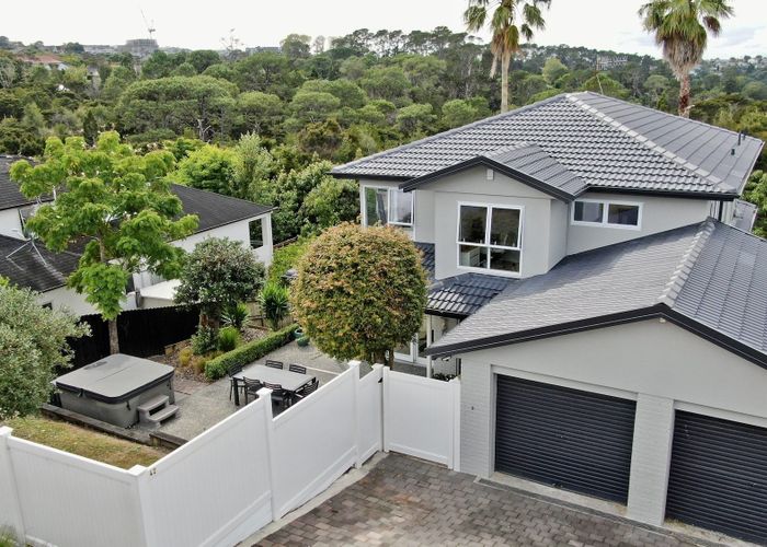  at 42 Ravenstone Place, Chatswood, North Shore City, Auckland