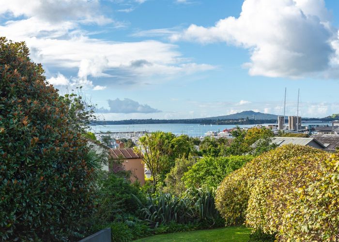  at 30 Vine Street, Saint Marys Bay, Auckland