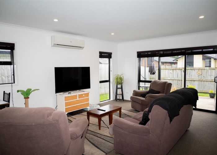  at 18/11 Errol Close, Burbush, Hamilton