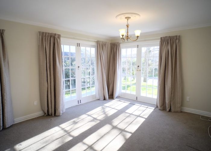  at 28 Albatross Close, Whitby, Porirua, Wellington