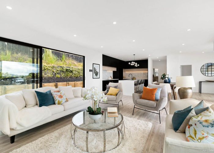  at 7 Ruth Craig Place, Stanmore Bay, Whangaparaoa