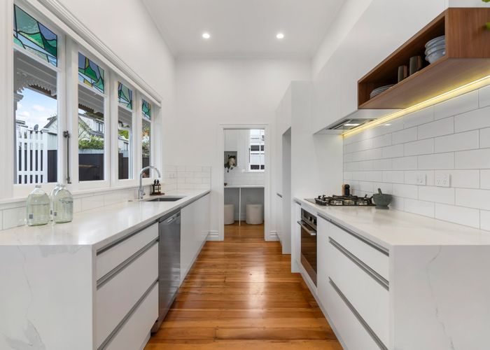  at 16 Arthur Street, Onehunga, Auckland City, Auckland