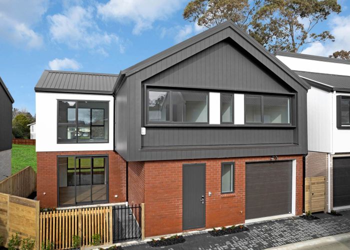 at 10C Truscott Place, West Harbour, Waitakere City, Auckland
