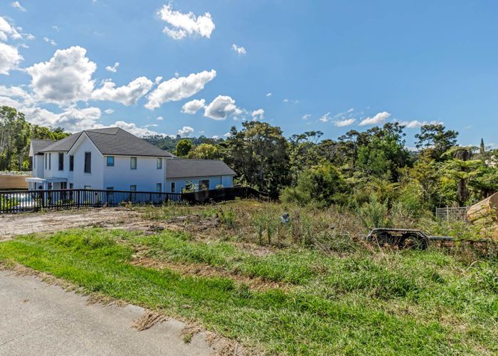  at 10 Henry Blyth Lane, Greenhithe, Auckland