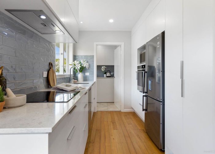  at 363 Westcoast road, Glen Eden, Waitakere City, Auckland