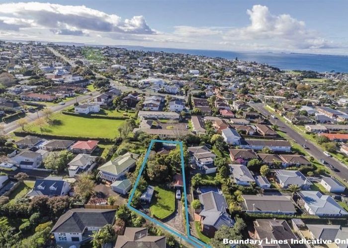  at 15 Gordon Avenue, Forrest Hill, North Shore City, Auckland