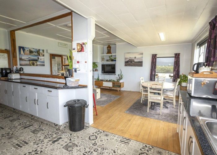  at 8 La Fontaine Road, Harihari, Westland, West Coast