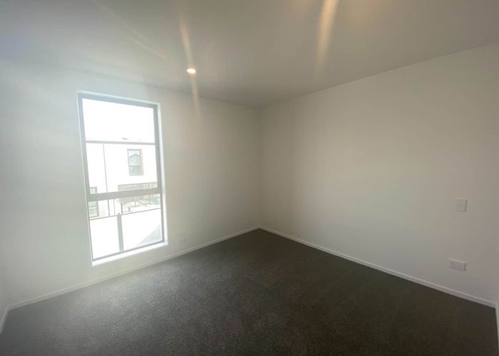  at 5 Ara Kataraina, Mangere, Manukau City, Auckland