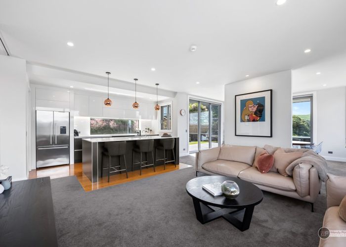  at 6 Winifred Way, Belmont, Lower Hutt