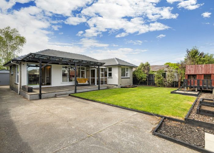  at 124 Cavendish Road, Casebrook, Christchurch City, Canterbury