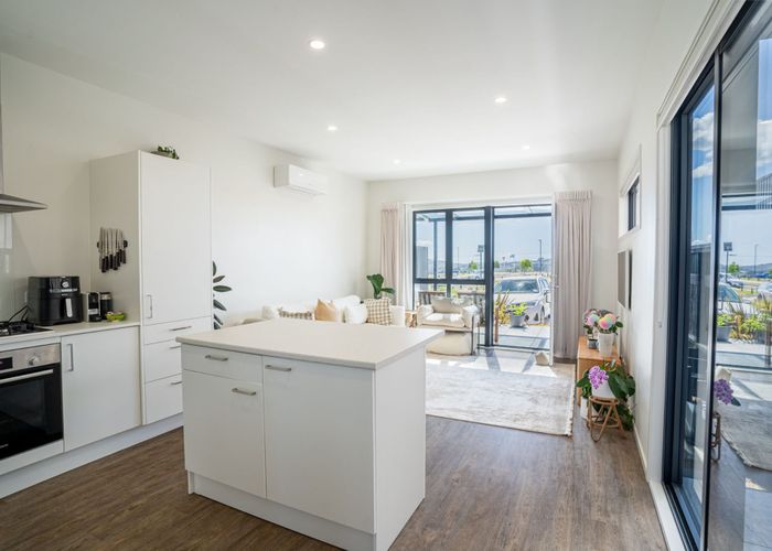  at 92 Tahere Road, Totara Park, Auckland