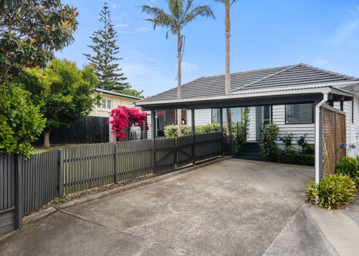  at 1/72 Drake Street, Howick, Auckland