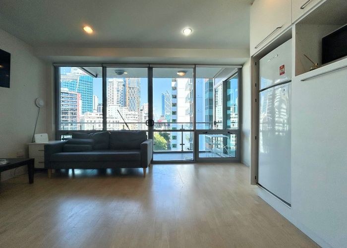  at 1114/30 Beach Road, Auckland Central, Auckland