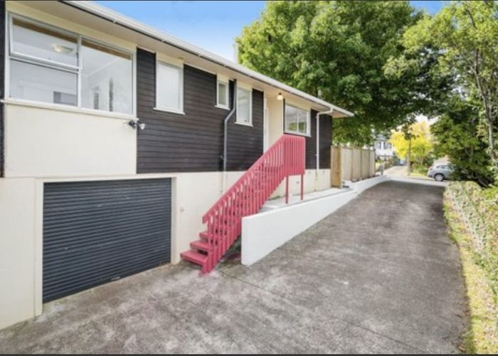 at 29 Gladys Avenue, Glenfield, Auckland