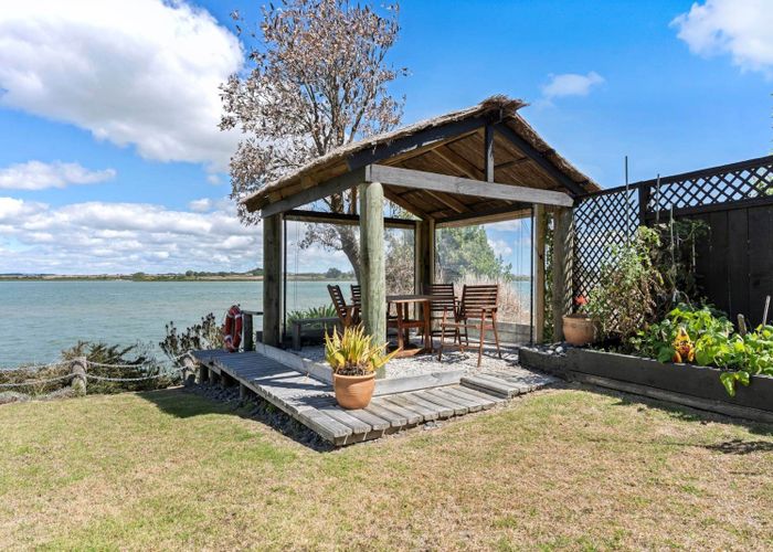  at 7 Lawson Way, Weymouth, Manukau City, Auckland