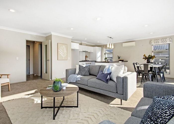  at 15 Speldhurst Grove, Stokes Valley, Lower Hutt, Wellington