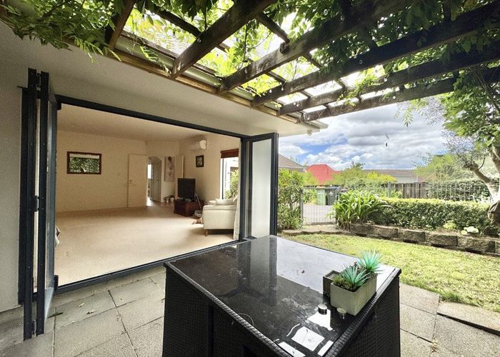  at 105a St Johns Road, Meadowbank, Auckland City, Auckland