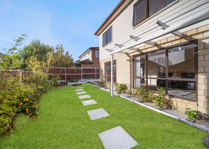  at 36 Baverstock Road, Flat Bush, Auckland