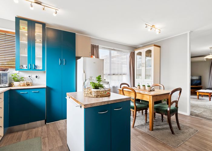  at 10 Joshua Place, Weymouth, Auckland