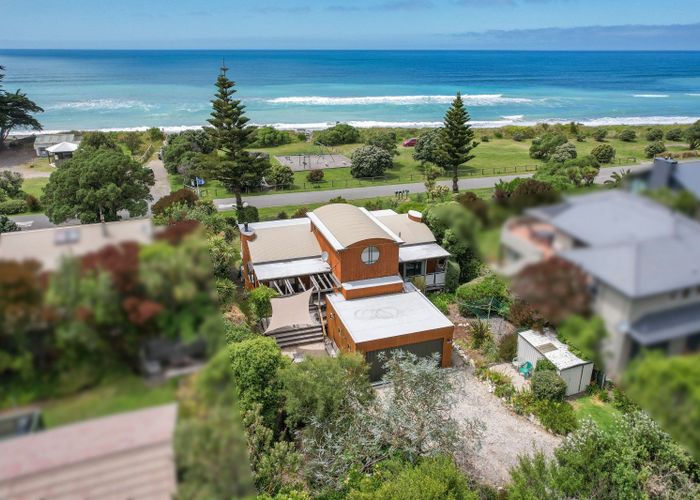  at 6 Buxton Place, Gore Bay, Cheviot