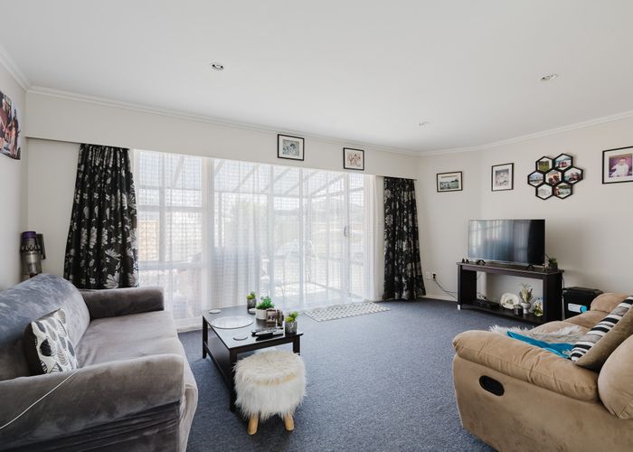  at 44 Garden Heights Avenue, Glenview, Hamilton, Waikato