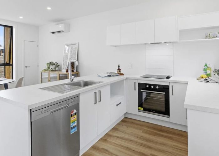  at 5/33 Raukawa Street, Stokes Valley, Lower Hutt, Wellington