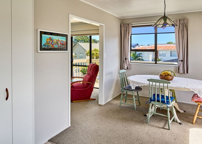  at 33 Clipper Street, Titahi Bay, Porirua, Wellington