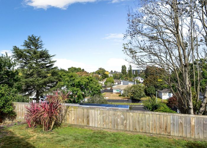  at 30 Banbury Crescent, Fairfield, Hamilton, Waikato