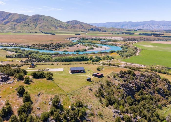  at 98 Riverview Road, Queensberry, Wanaka, Otago