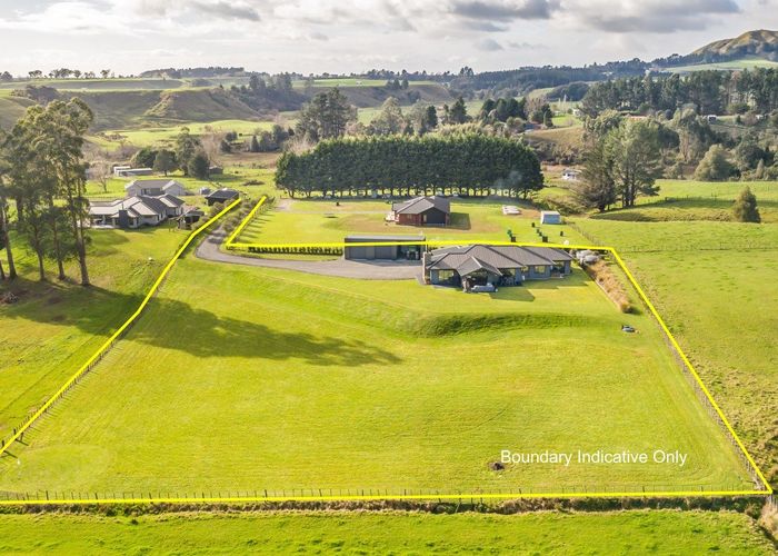  at 208 Potts Road, Levin