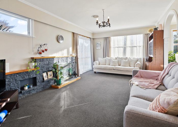  at 22 Joanna Place, Deanwell, Hamilton
