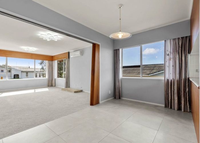  at 102 Sartors Ave, Browns Bay, North Shore City, Auckland