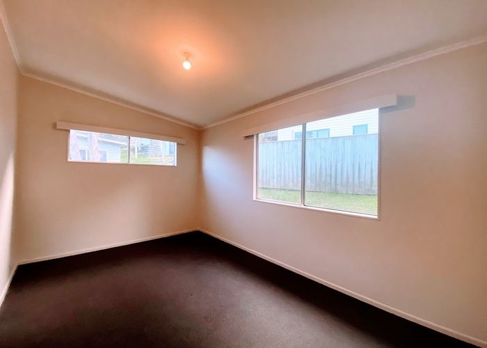  at 8a Gahagan Way, Newlands, Wellington, Wellington