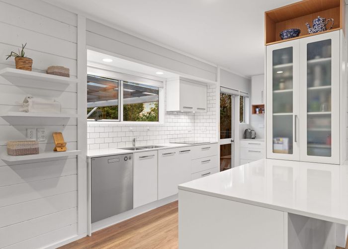  at 29A Cresta Avenue, Beach Haven, North Shore City, Auckland