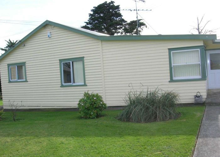  at 175 Vaughans Road, Albany
