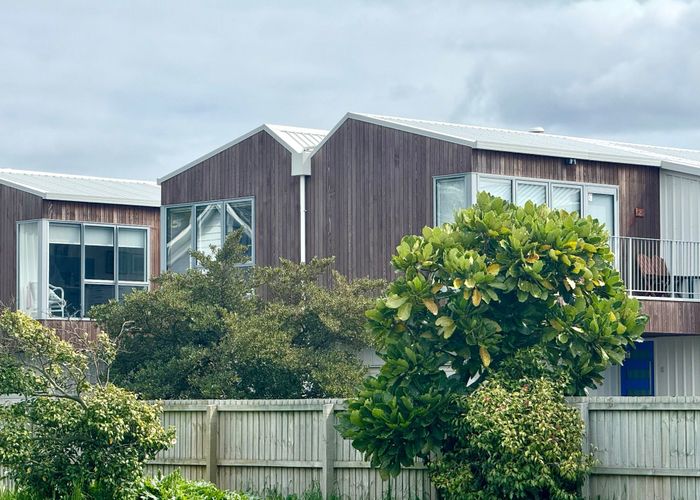  at 2/79 Beachville Road, Redcliffs, Christchurch City, Canterbury